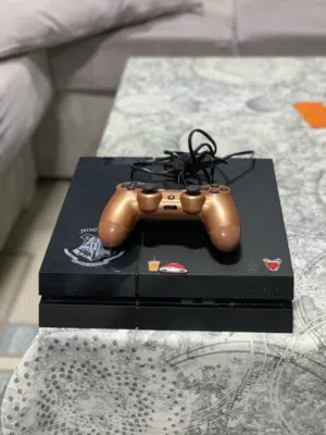 PlayStation 4 very clean