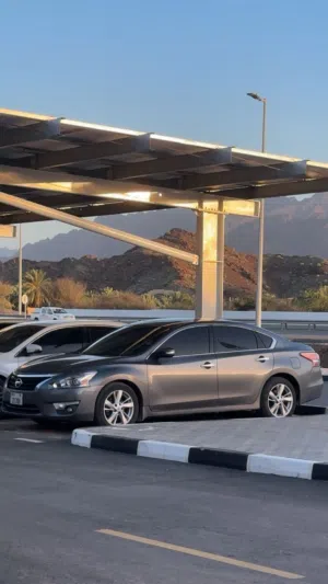 Used Nissan Altima in Dubai