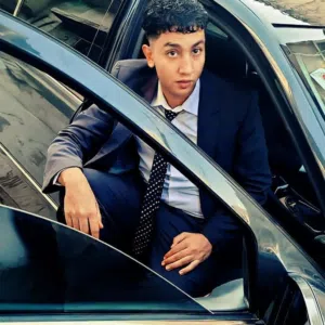 أكرم عمر عبد الرحمن ابو جادو 
