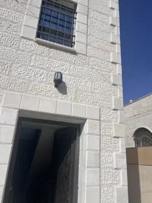 بيت مستقل للبيع