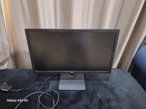 شاشة مستعلمة LG
