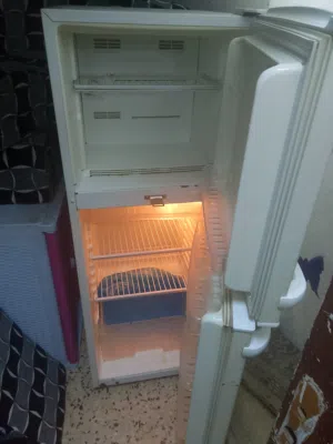 ثلاجه دايو 12 قدم 340 لتر مستعمله نظيفه للبيع