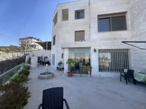  Building for Sale in Amman Al-Thuheir