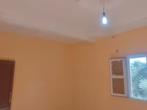 اجار استيديو في الحشان مطلوب عائلة اجانب
