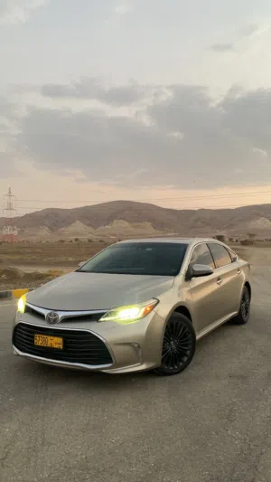 Toyota  Avalon Touring         2018