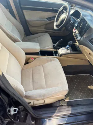 Honda . Civic . 2008 . Used4