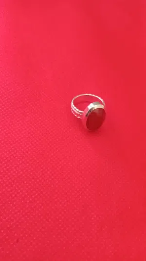 خاتم فضه صافي بحجر العقيق اليماني الطبيعي