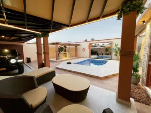 1000 m2 More than 6 bedrooms Apartments for Rent in Al Batinah Saham