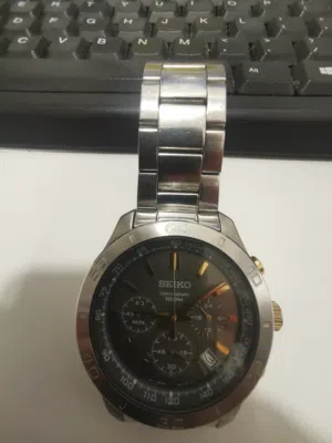 ساعة SEIKO صنع ياباني من النوع الفاخر من الوكيل سعود بهوان