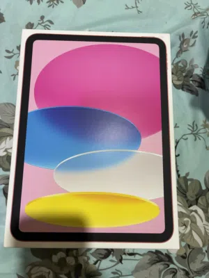 Apple iPad 128 GB in Jeddah