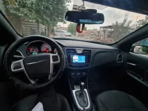كرايسلر C200 2012 بيهة جراد قليل نقصهة تبريد سنوية بأسمي