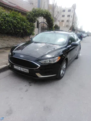فورد فيوجن موديل 2017 - se بحالة ممتازة ..