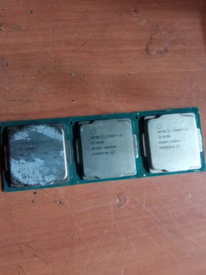 معالجات i3 جيل تاسع وثامن 3 معالجات سعرهم 150 مع بعض