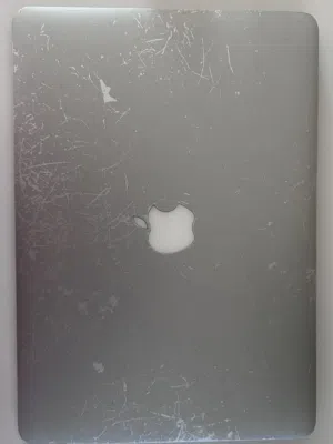 MacBook Air 13-inch (Early 2015) للبيع – 8GB RAM / 256GB SSD / بطارية ممتازة