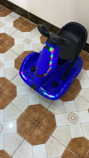 سكوتر على ريمونت وابلا ريمونت تمشي ماشيه مره وحده بيها