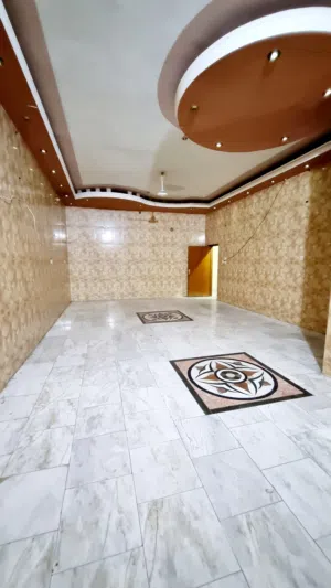 دار طابقين للإيجار في حي الجامعة