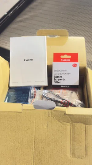 Canon EOS 2000D