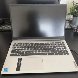 Lenovo . Windows . 15.6" . Used3