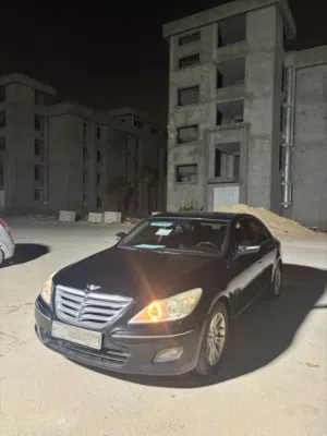 Used Genesis G70 in Tripoli