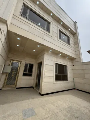 بيت بناء حديث للايجار