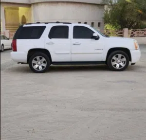 Used GMC Yukon in Farwaniya