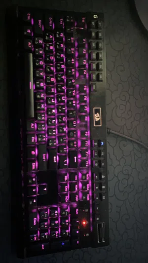 كيبورد Redragon K550 عربي & انگليزي ، بيه سوفتوير والسويتج مالته بنفسجي