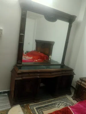 غرفة نوم للبيع