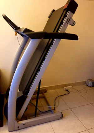 Treadmill for Quick Sale سير كهربائي (تريدميل) بيع سريع