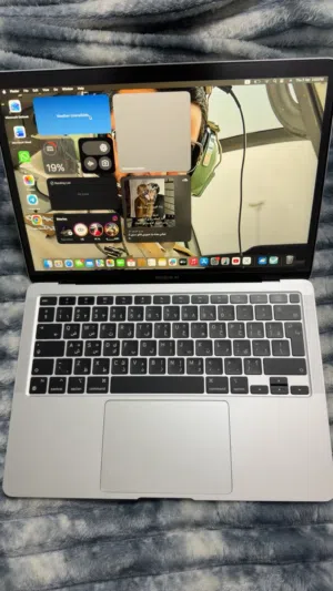 للبيع ماك بوك اير