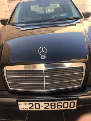 مرسيدس E 200 1997 مستعملة بحالة جيدة قرش ونص