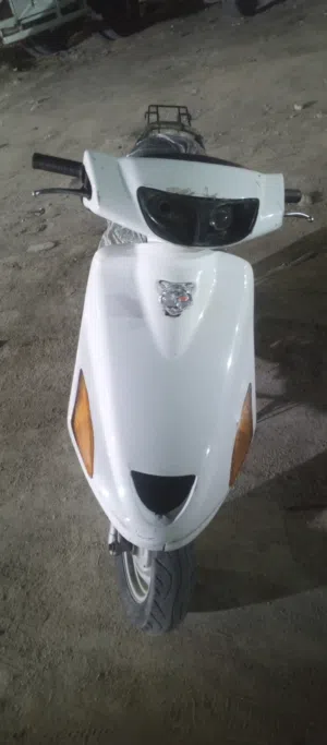 فراشه للبيع كلشي شغال بيه سعر200