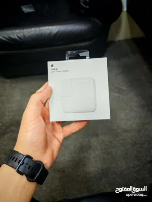 عظمة ابل اصليه ميه بالميه 30 W استعمال شهر مع كرتونتها