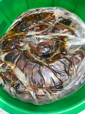 متوفر تمر خلاص ونغال وزبد ومدلوكي وقش سمن