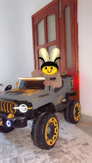 سيارة موديل jeep للأطفال