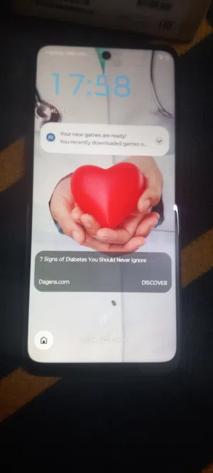 للبيع هاتف Moto G05 استعمال نظيف جداً، الشاشة  (Clean Screen).