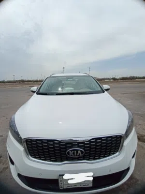 Used Kia Sorento in Basra