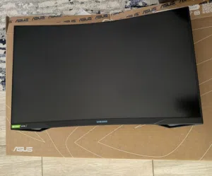 Samsung 27-inch(68.4cm) 2K QHD Odyssey G7 Gaming, 240 Hz, 1ms Curved Monitor, 2560 X 1440 Pixels
