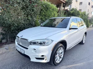 بي ام دبليو X5 xDrive40i 2016 هايبرد Plug-in، لون أبيض، فئة رياضية، مرخصة، بحالة ممتازة