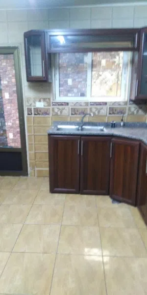 136 m2 3 Bedrooms Apartments for Sale in Zarqa Al Zarqa Al Jadeedeh