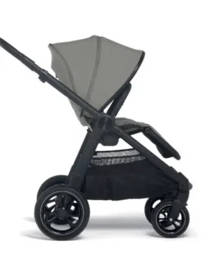 عربة أطفال ماماز اند باباز