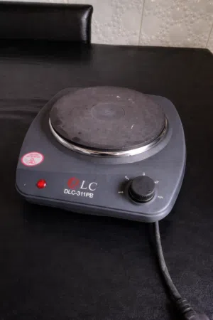 موقد كهربائي من الشركة العالمية DLC