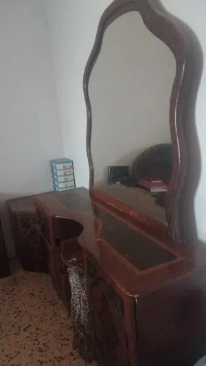 غرفة نوم للبيع مستعمله