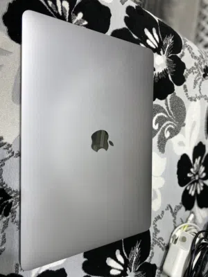 Cor i5 13inc MacBook Pro 2019 ماكبوك