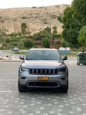 2020 Jeep Grand Cherokee Limited SUV for Sale with Full Features and GCC Specs