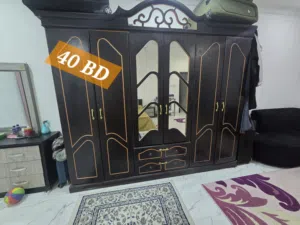 دولاب 6 باب للبيع / cupboard 6 doors خشب بحريني