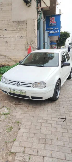 جولف اصل حكومي 2002