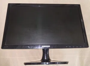 SAMSUNG S19C150F 18.5 Inch LED Display Monitor for Computer
