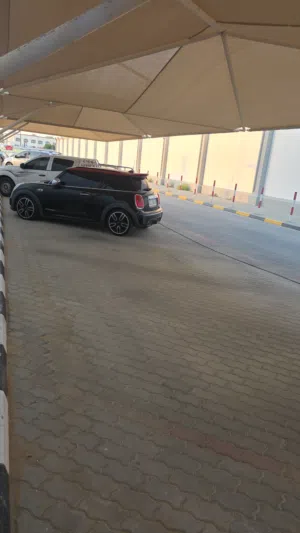 MINI COOPER  JOHN COOPER WORKS  ORJENAL  LOW KM  ORJENAL PAINT  WITHOUT ANY ACCIDENT