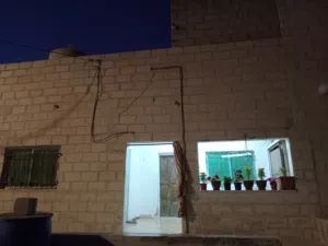 170 m2 5 Bedrooms Townhouse for Sale in Mafraq Al-Khalidya