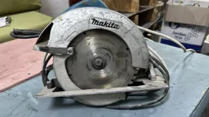 منشار دائري كهربائي Makita